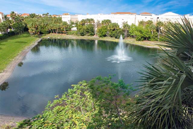 This spacious 2 bedroom, 2 bathroom condo offers beautiful wood floors, an open layout filled with natural light, and stunning lake views from the living room and private balcony. The home is ideally located close to shopping, dining, and entertainment, while the community provides access to a sparkling pool, fully equipped gym, and clubhouse. With its combination of comfort, style, and convenience, this condo is the perfect place to call home.