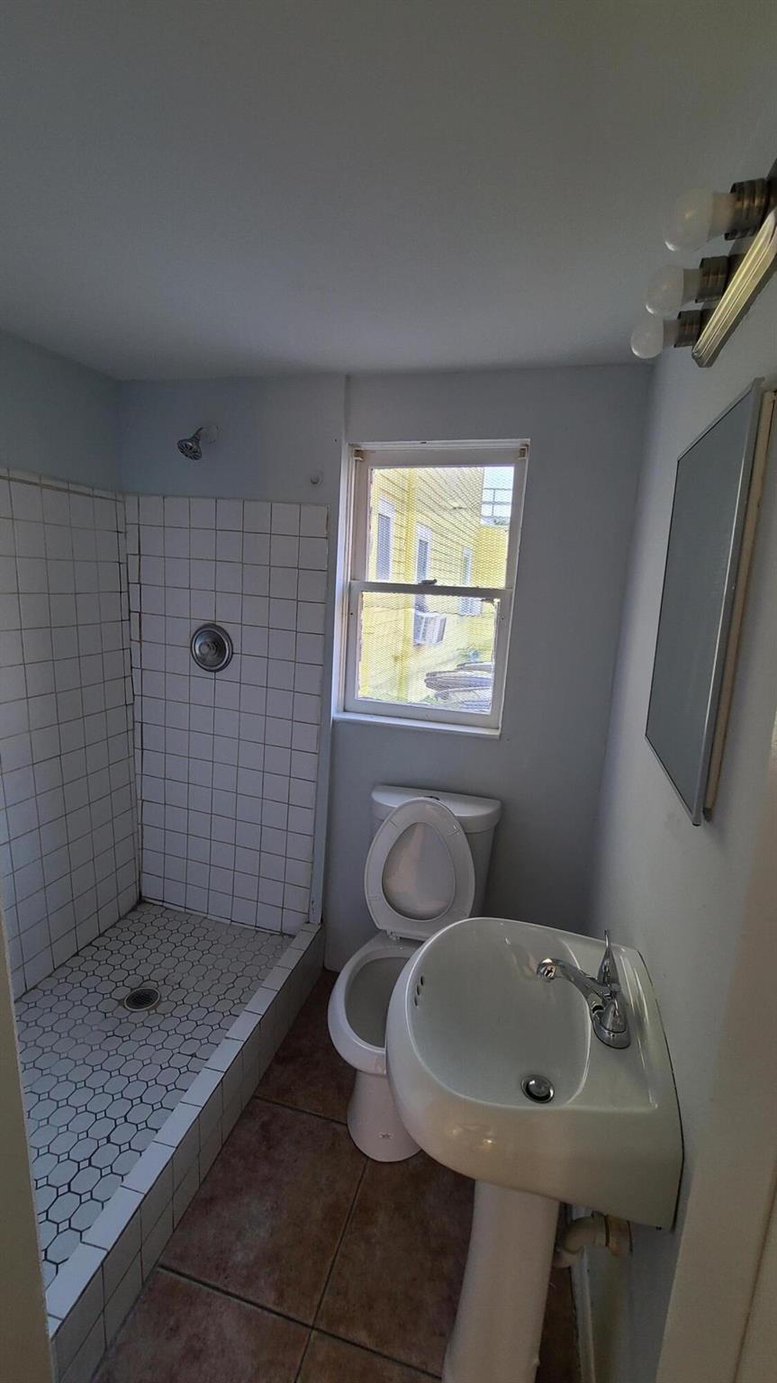 FRESHWATER 11TH & 12TH AV - Commercial Sale