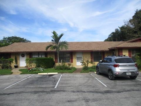 4290 Royal Banyan Way 7-B Lake Worth FL 33461