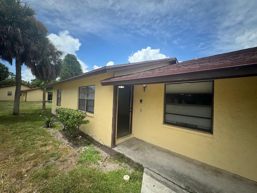 Photo of 403 Glenwood Drive #403, West Palm Beach, FL 33415 (MLS # R11109365)