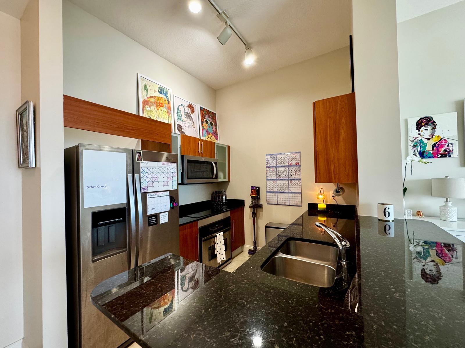 325 S Biscayne Blvd LPH18