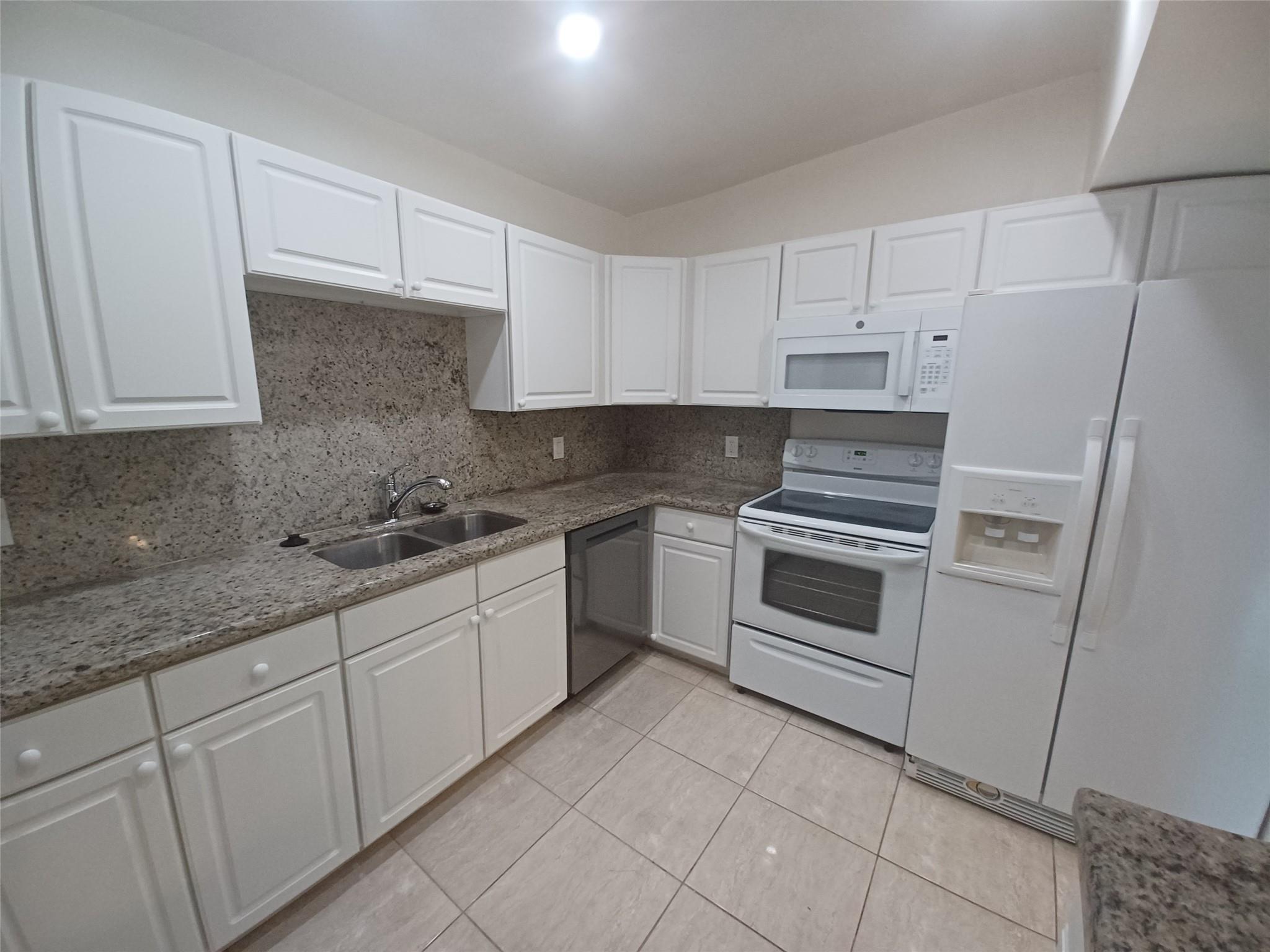 RAINTREE FOREST - Residential