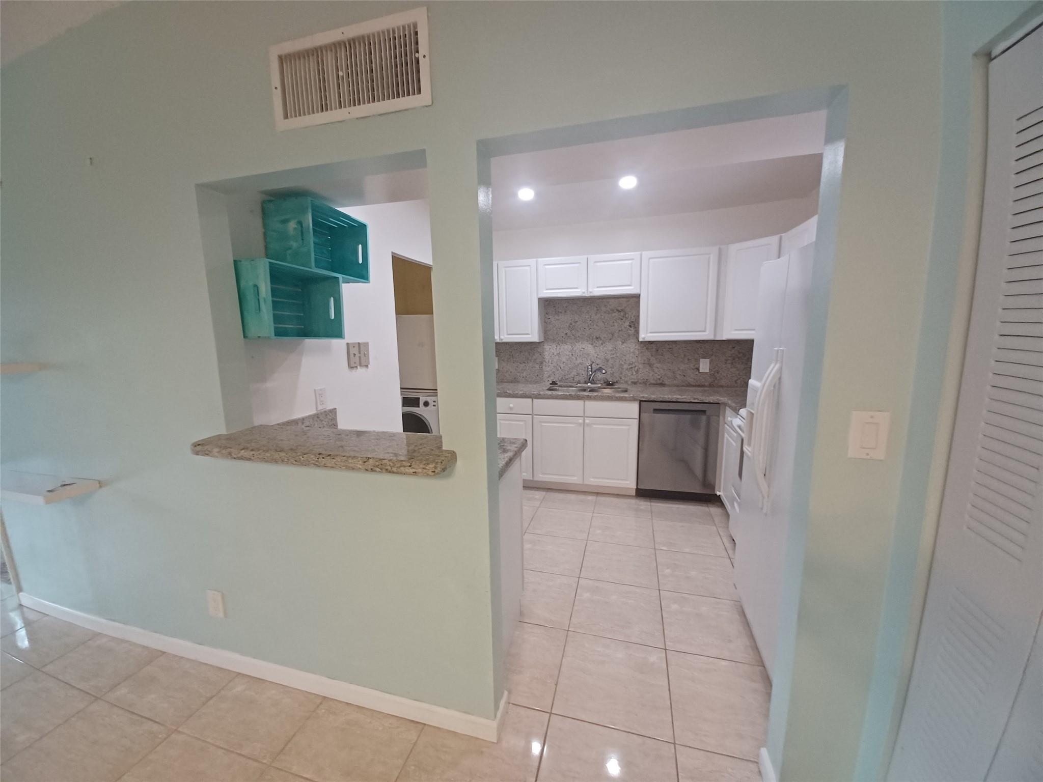 RAINTREE FOREST - Residential