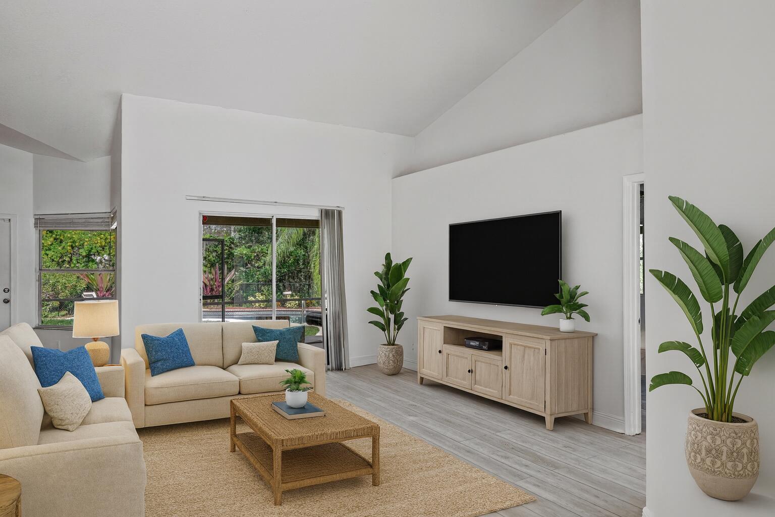 Palm Beach Country Estates - Residential
