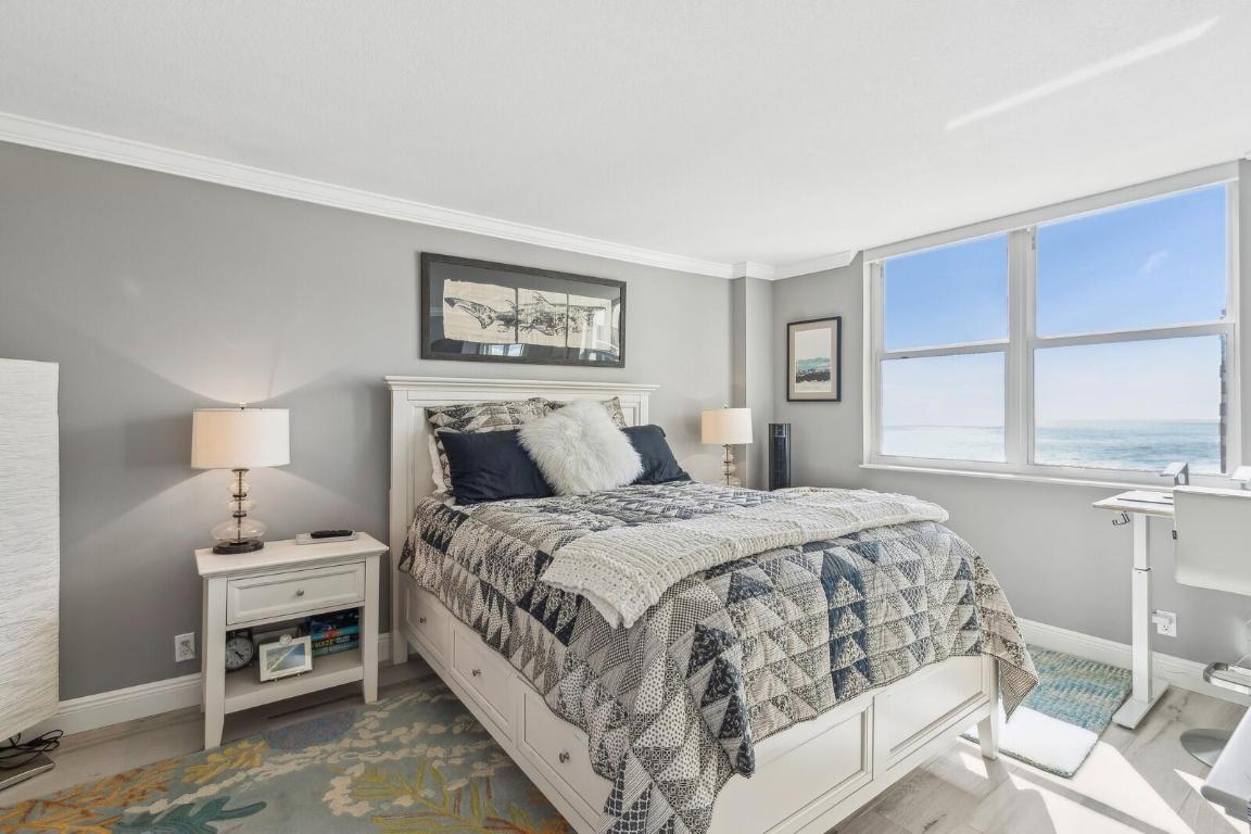 1900 S Ocean Boulevard 11b