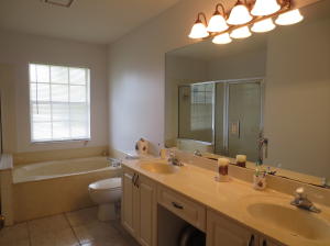 GREENVIEW SHORES 2 OF WEL - Residential