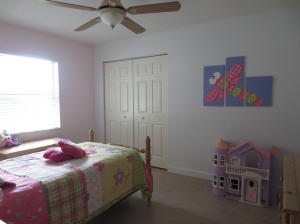 GREENVIEW SHORES 2 OF WEL - Residential