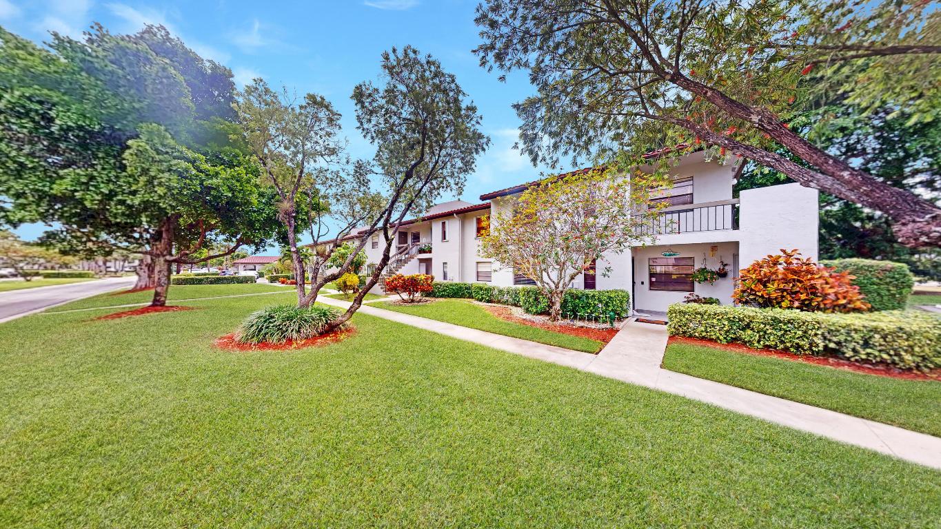 CYPRESSES OF BOCA LAGO CONDO - Residential
