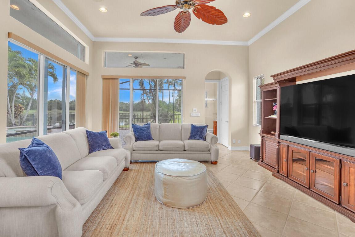 WELLINGTON VIEW - Residential