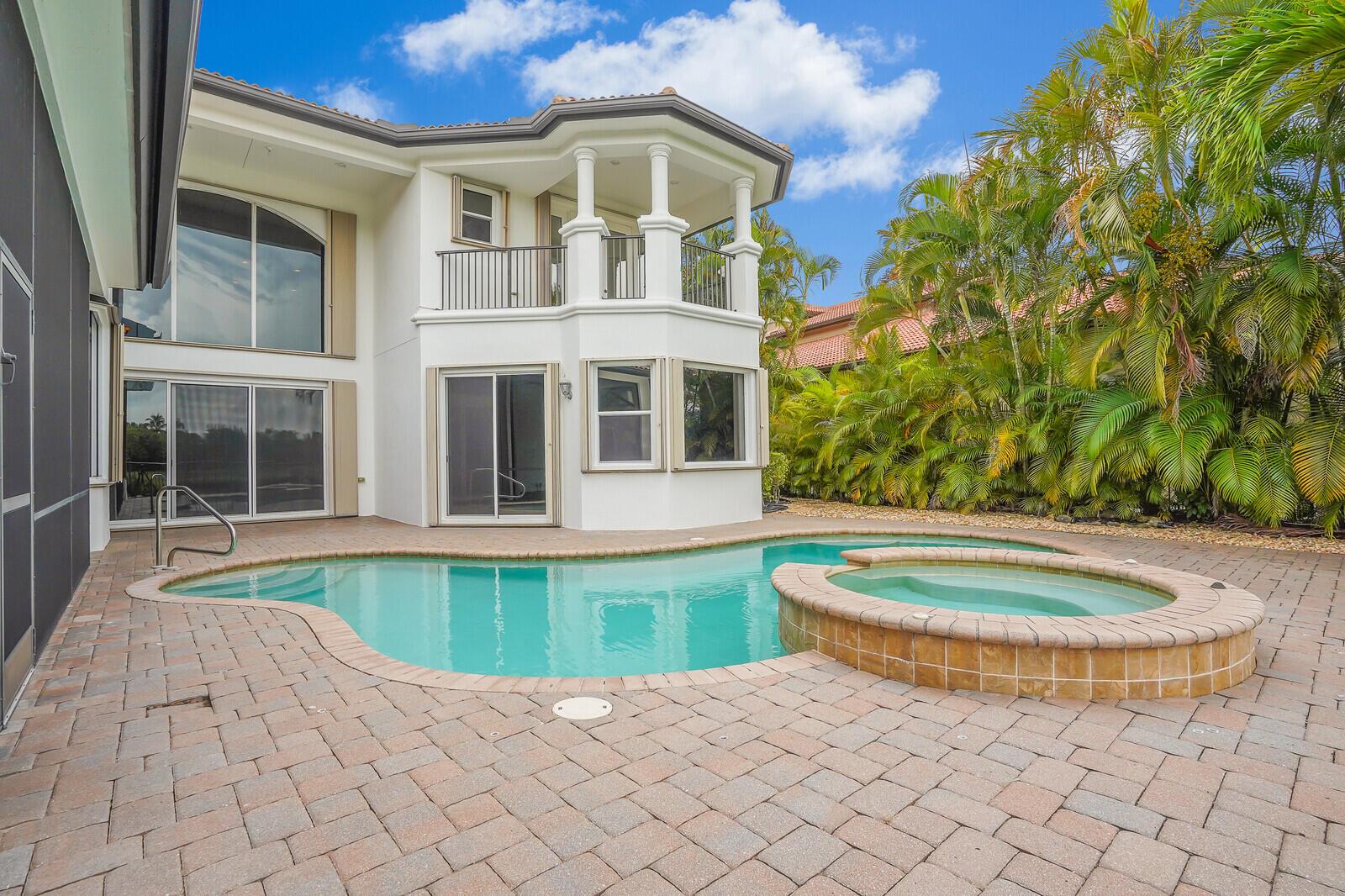 WELLINGTON VIEW - Residential