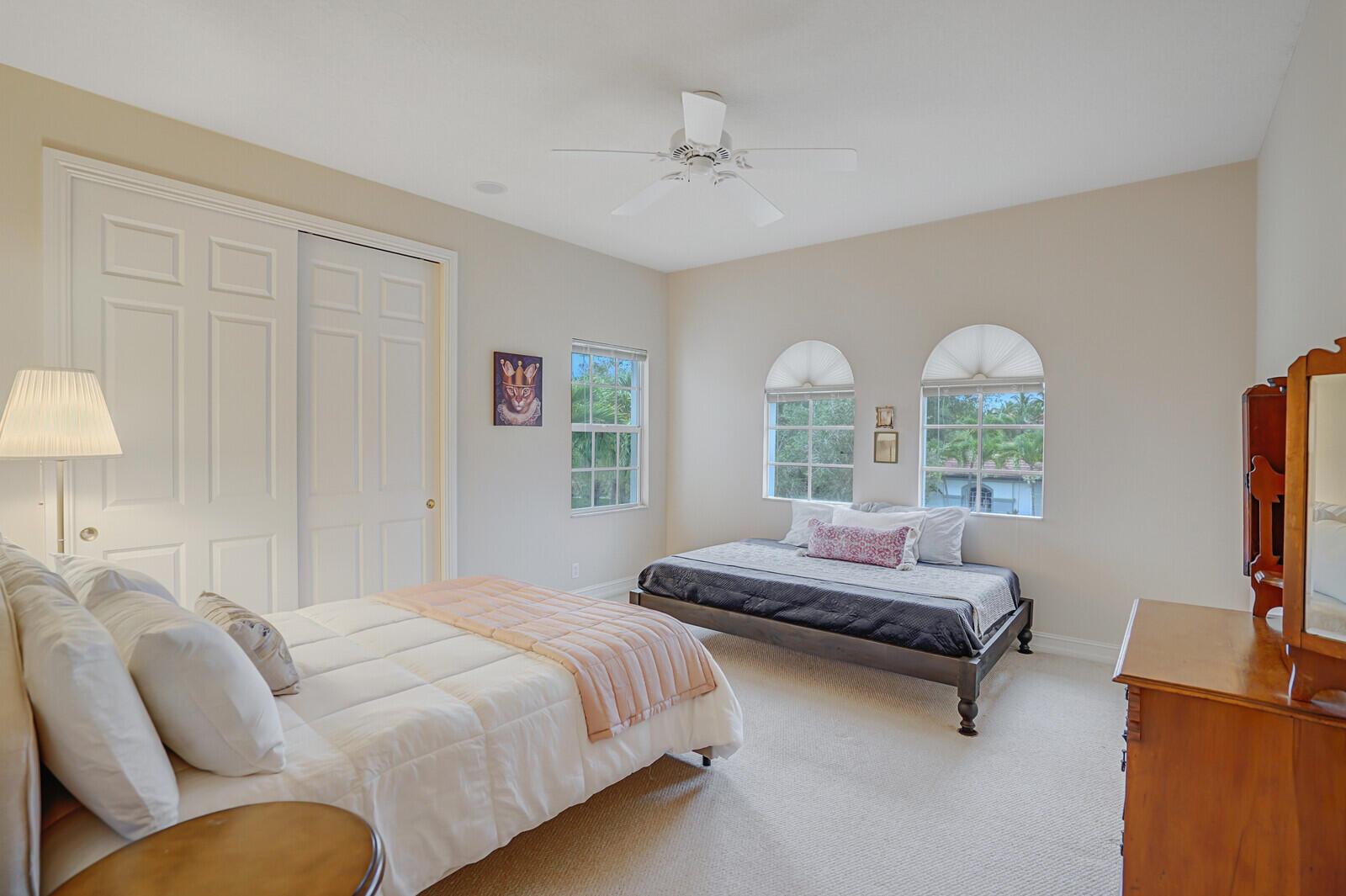 WELLINGTON VIEW - Residential