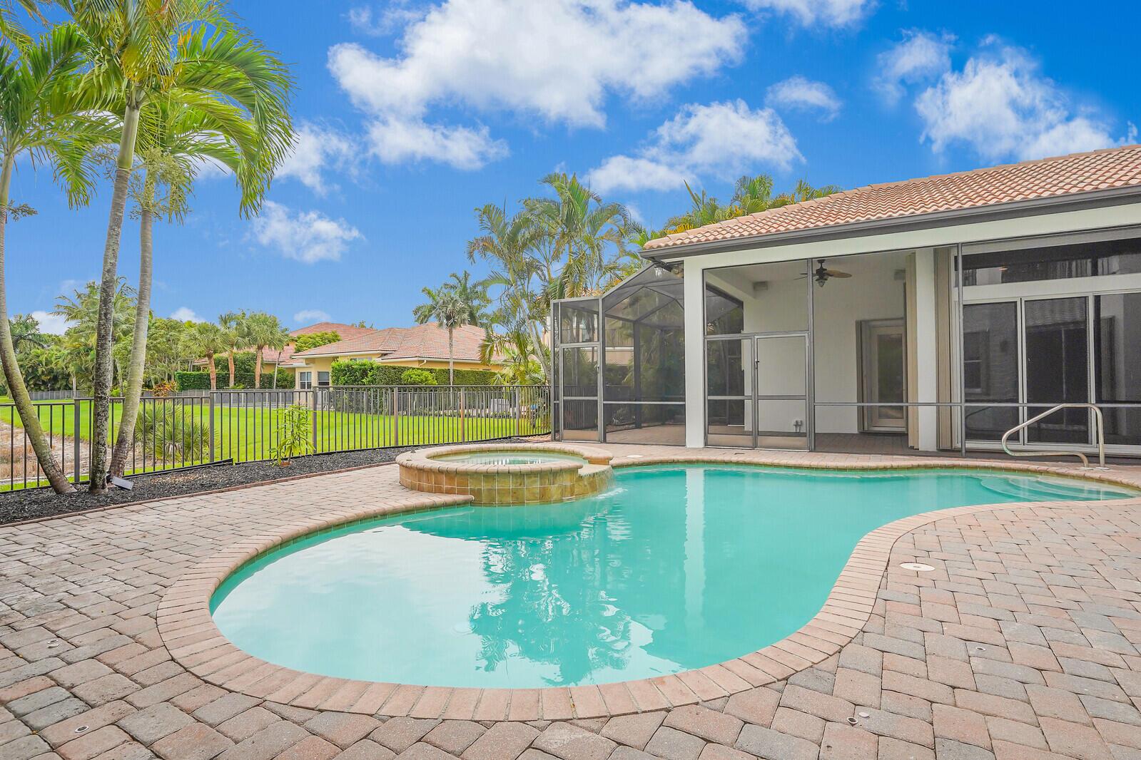 WELLINGTON VIEW - Residential