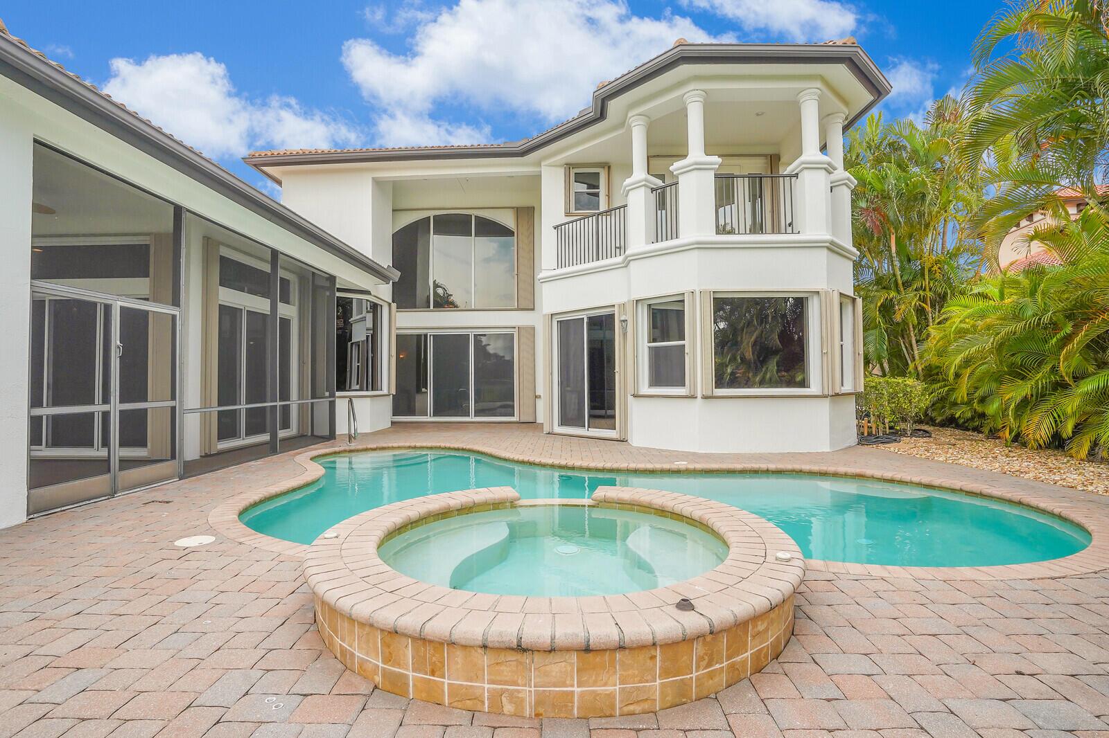 WELLINGTON VIEW - Residential