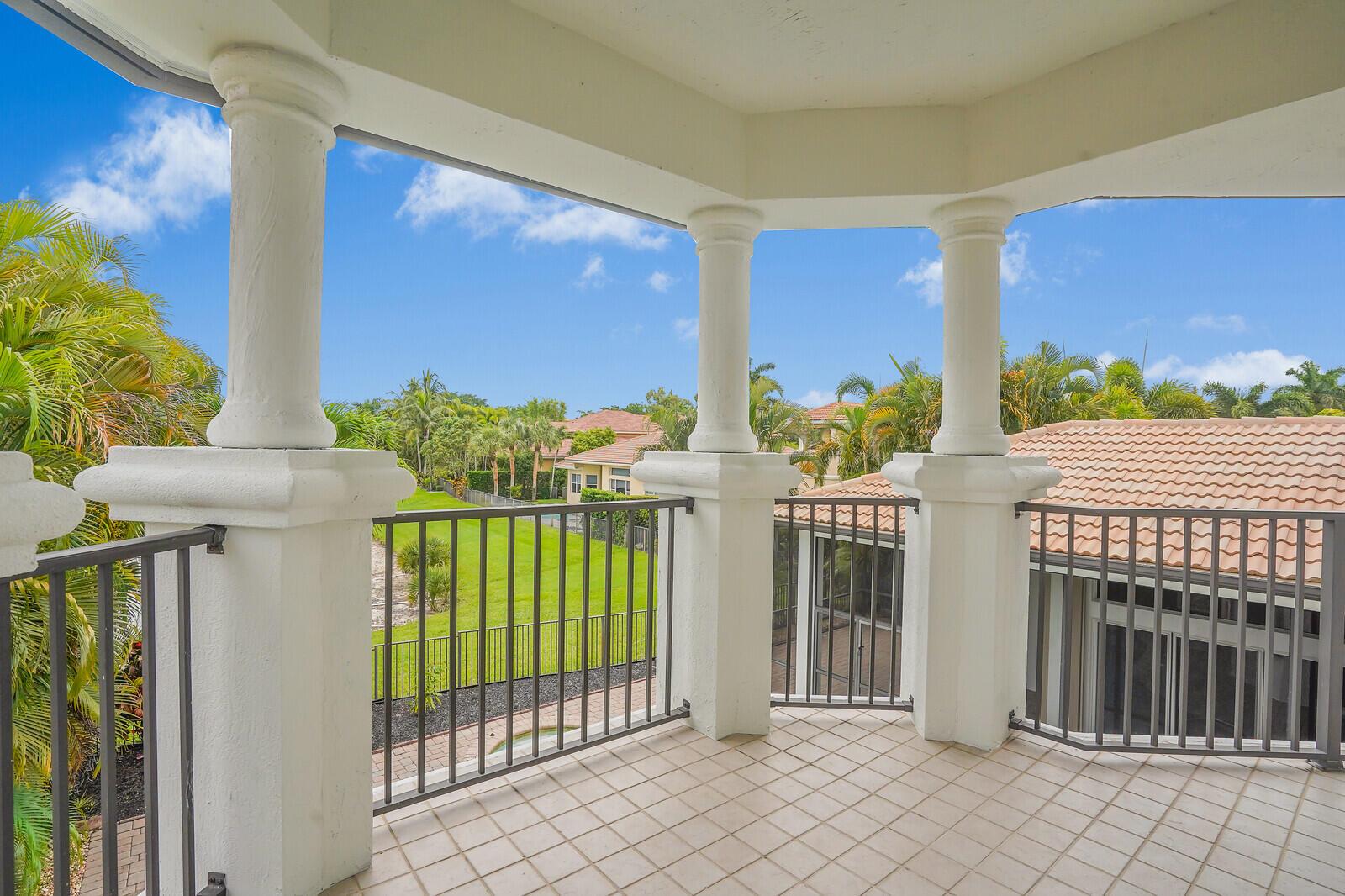 WELLINGTON VIEW - Residential