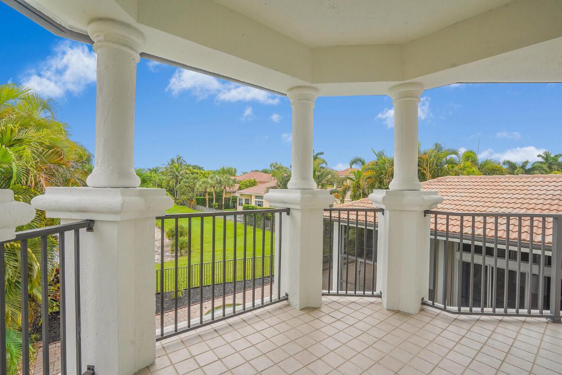 WELLINGTON VIEW - Residential