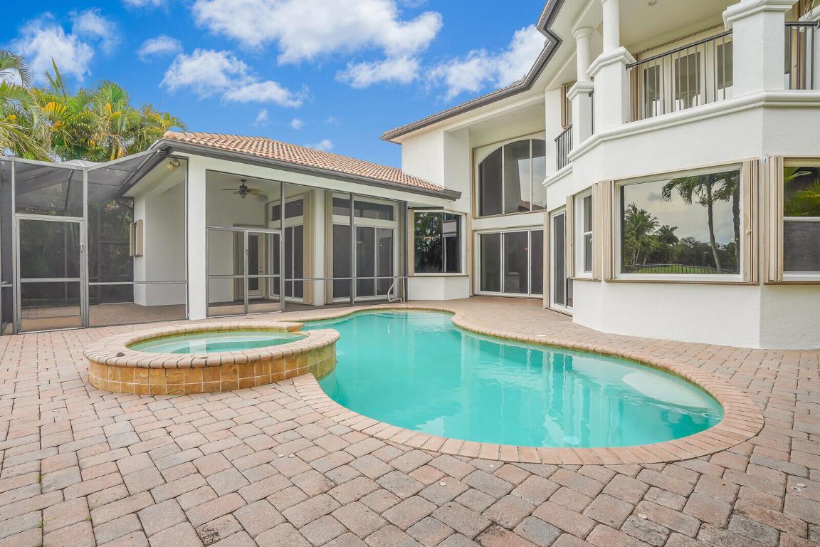 WELLINGTON VIEW - Residential