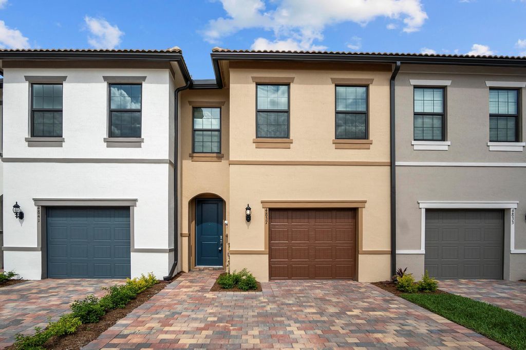 Photo of 4837 Chantilly Road, Lake Worth, FL 33467 (MLS # R11125689)