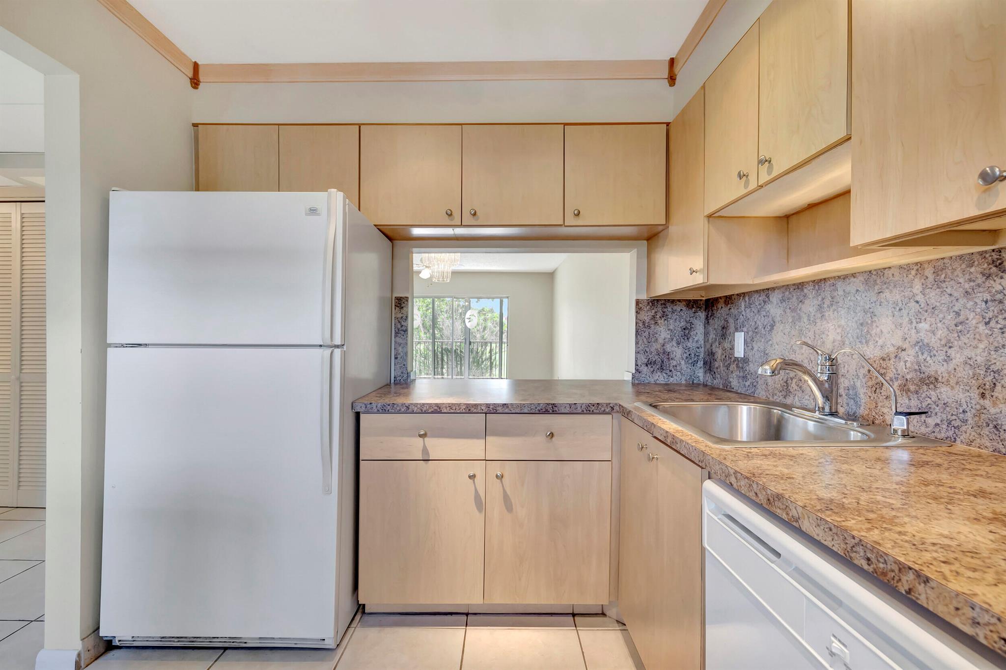 7847 Golf Cir Drive 202