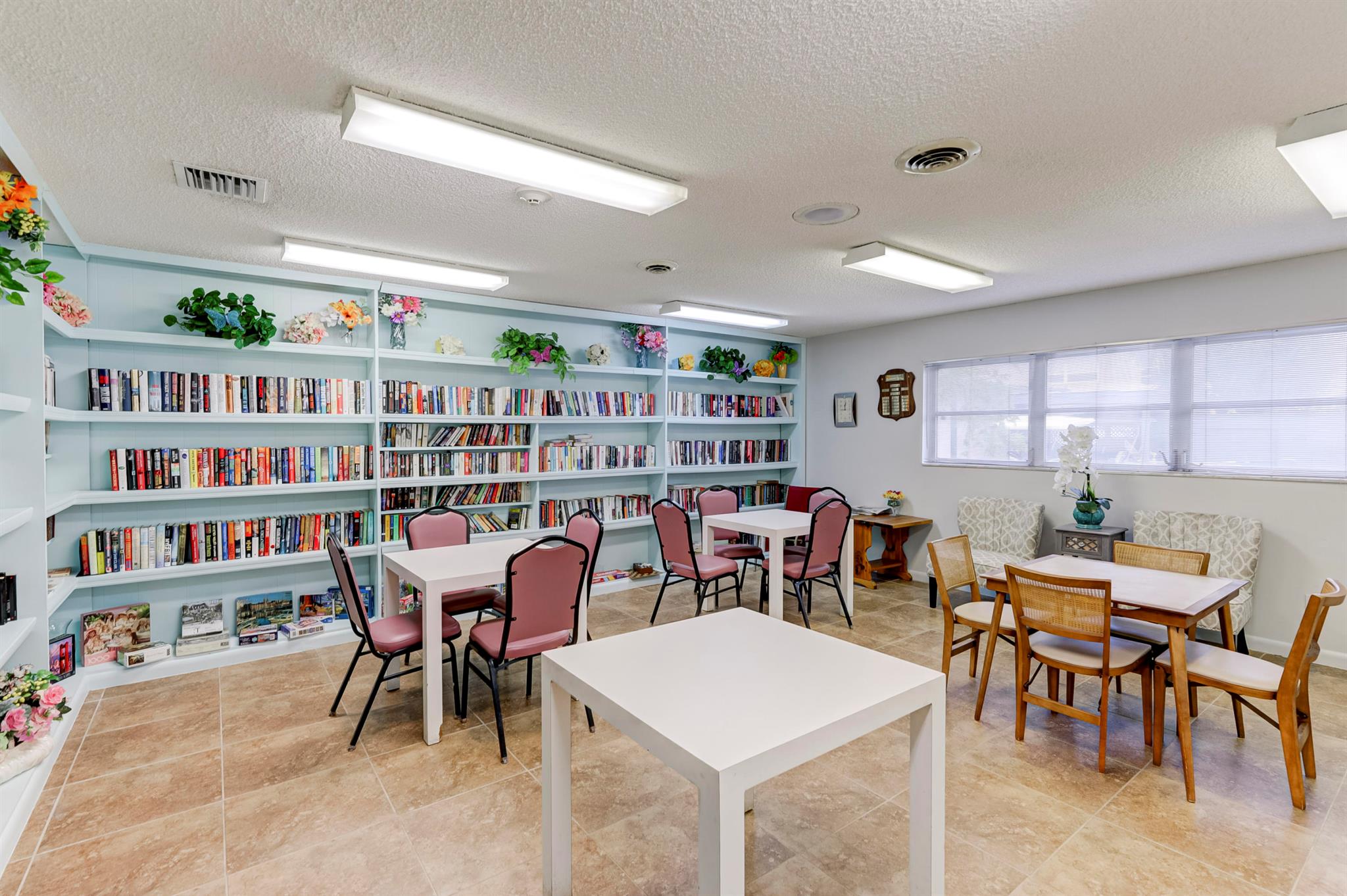 ORIOLE GOLF & TENNIS CLUB - Residential