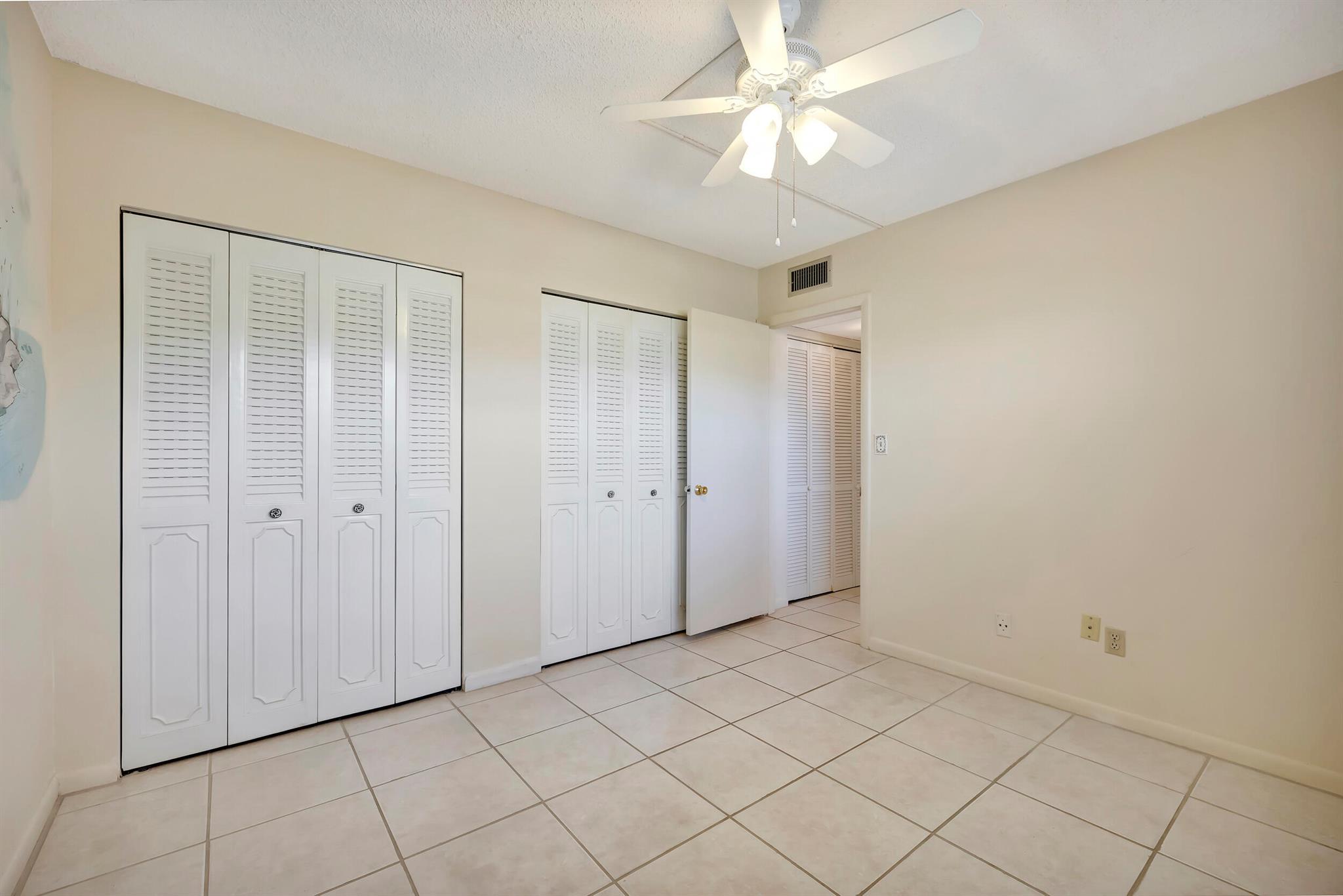 ORIOLE GOLF & TENNIS CLUB - Residential