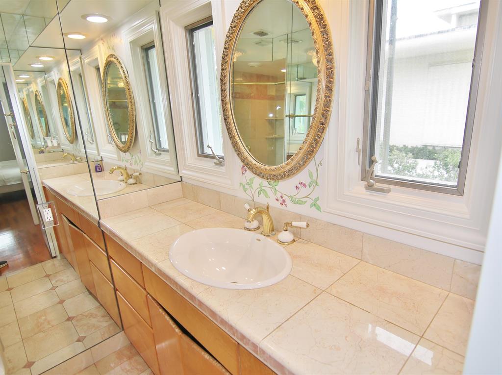 LAKE WORTH TOWN OF - Residential Lease