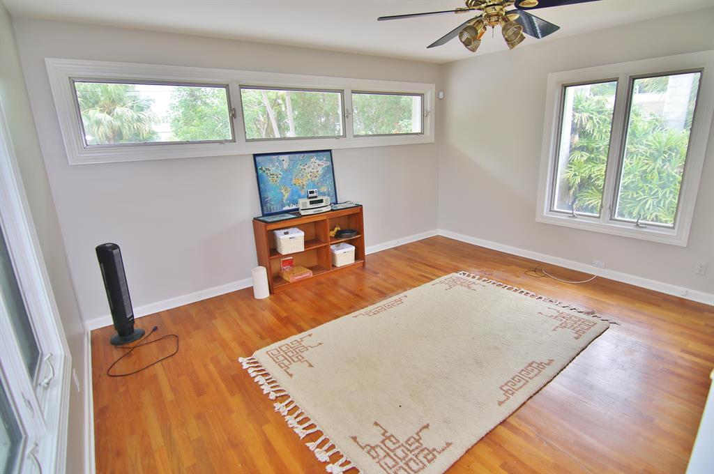 LAKE WORTH TOWN OF - Residential Lease