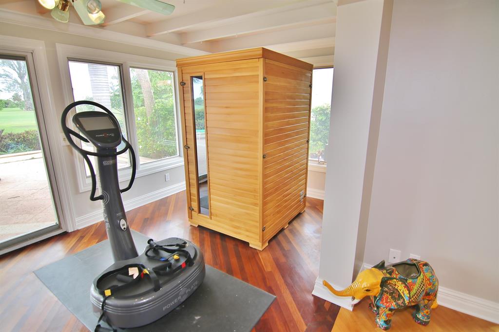 LAKE WORTH TOWN OF - Residential Lease