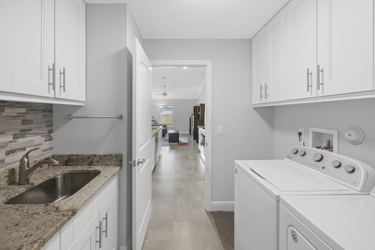 PORT ST LUCIE SECTION 44 - Residential