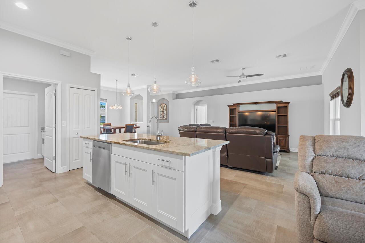 PORT ST LUCIE SECTION 44 - Residential