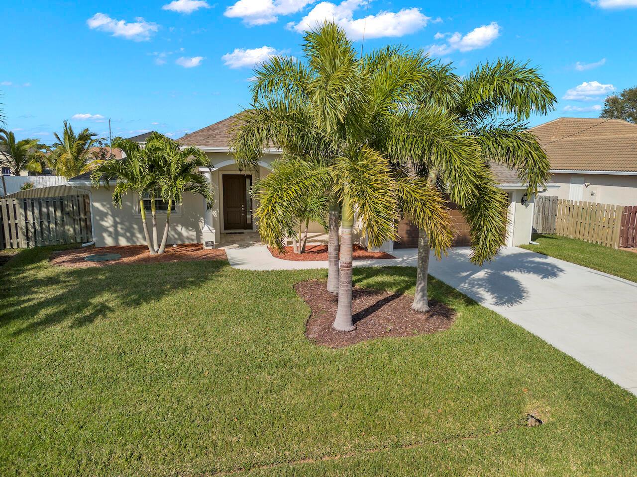 PORT ST LUCIE SECTION 44 - Residential