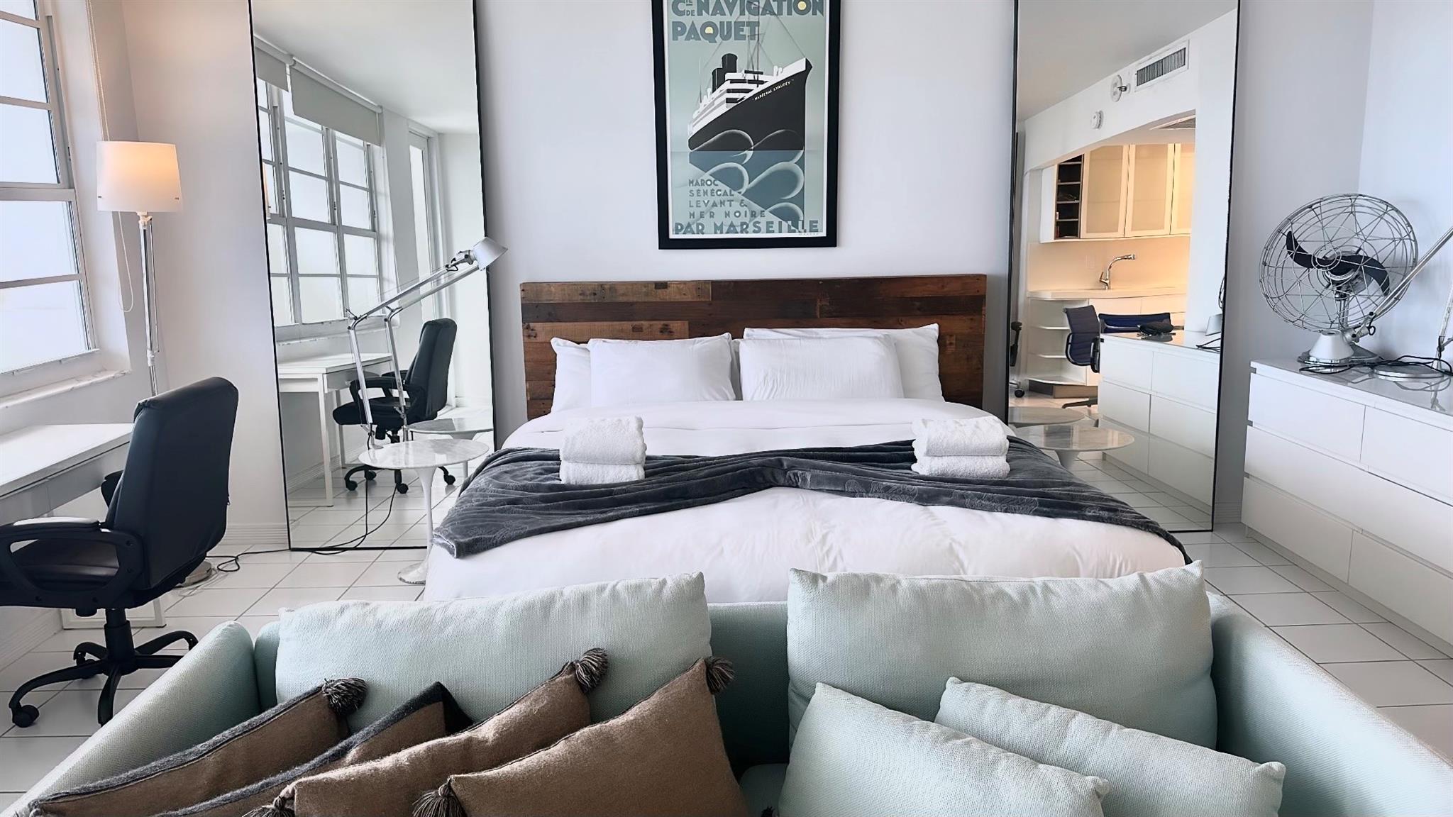 Decoplage Condominium - Residential Lease