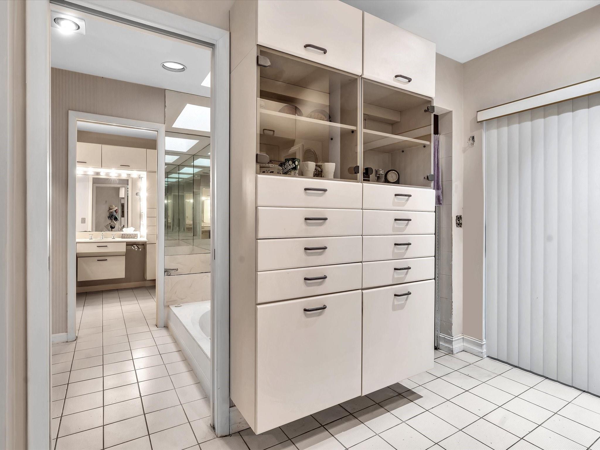 Woodmont Tr 63 92-46 B - Residential