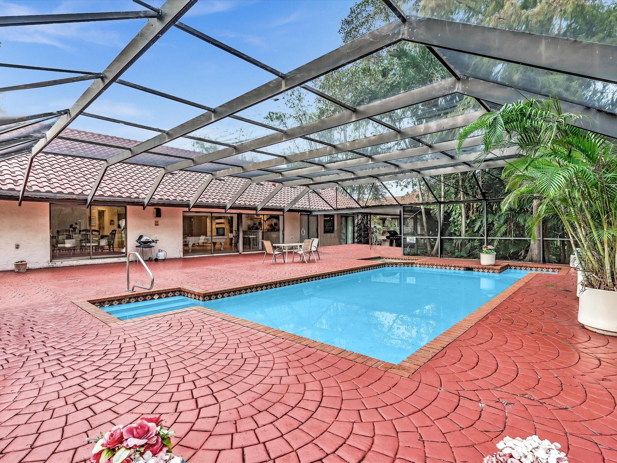 Woodmont Tr 63 92-46 B - Residential