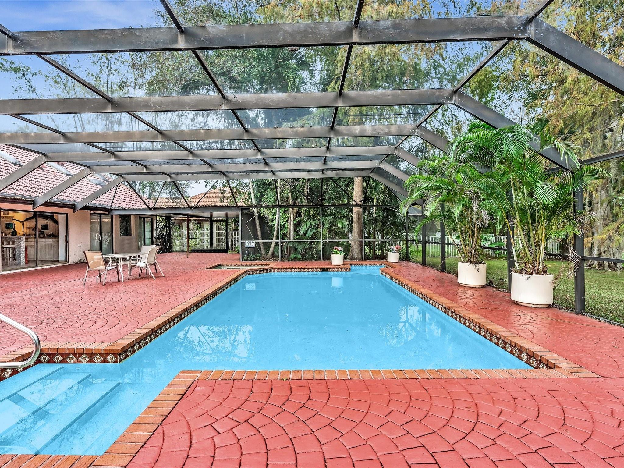 Woodmont Tr 63 92-46 B - Residential