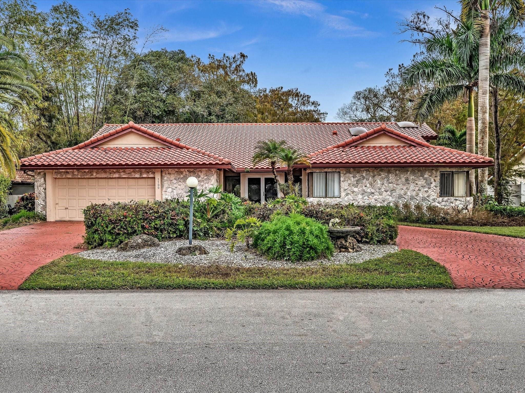 Woodmont Tr 63 92-46 B - Residential