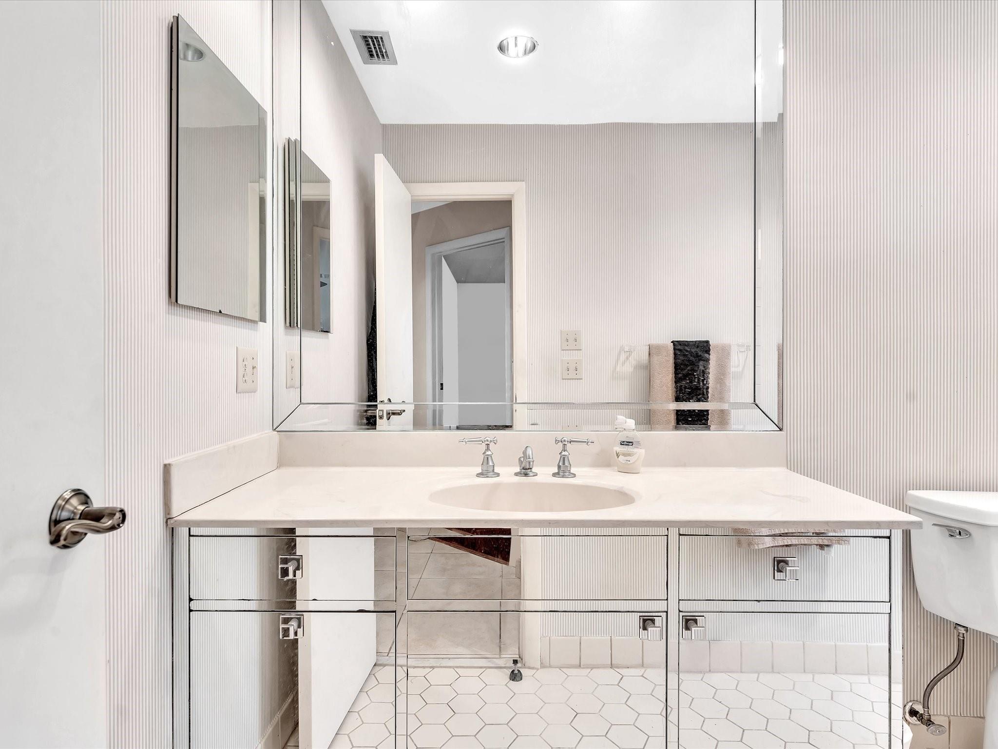 Woodmont Tr 63 92-46 B - Residential
