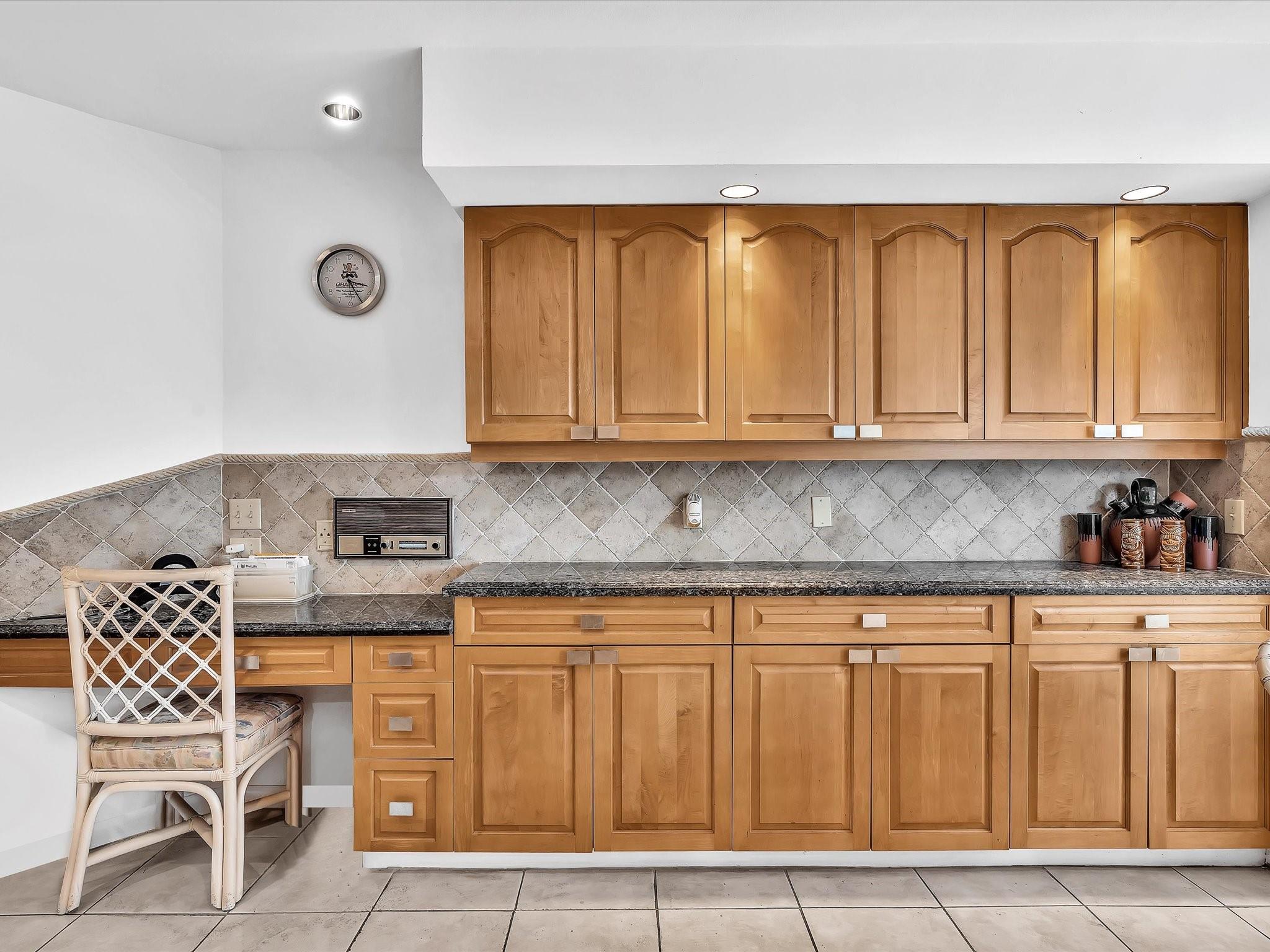 Woodmont Tr 63 92-46 B - Residential