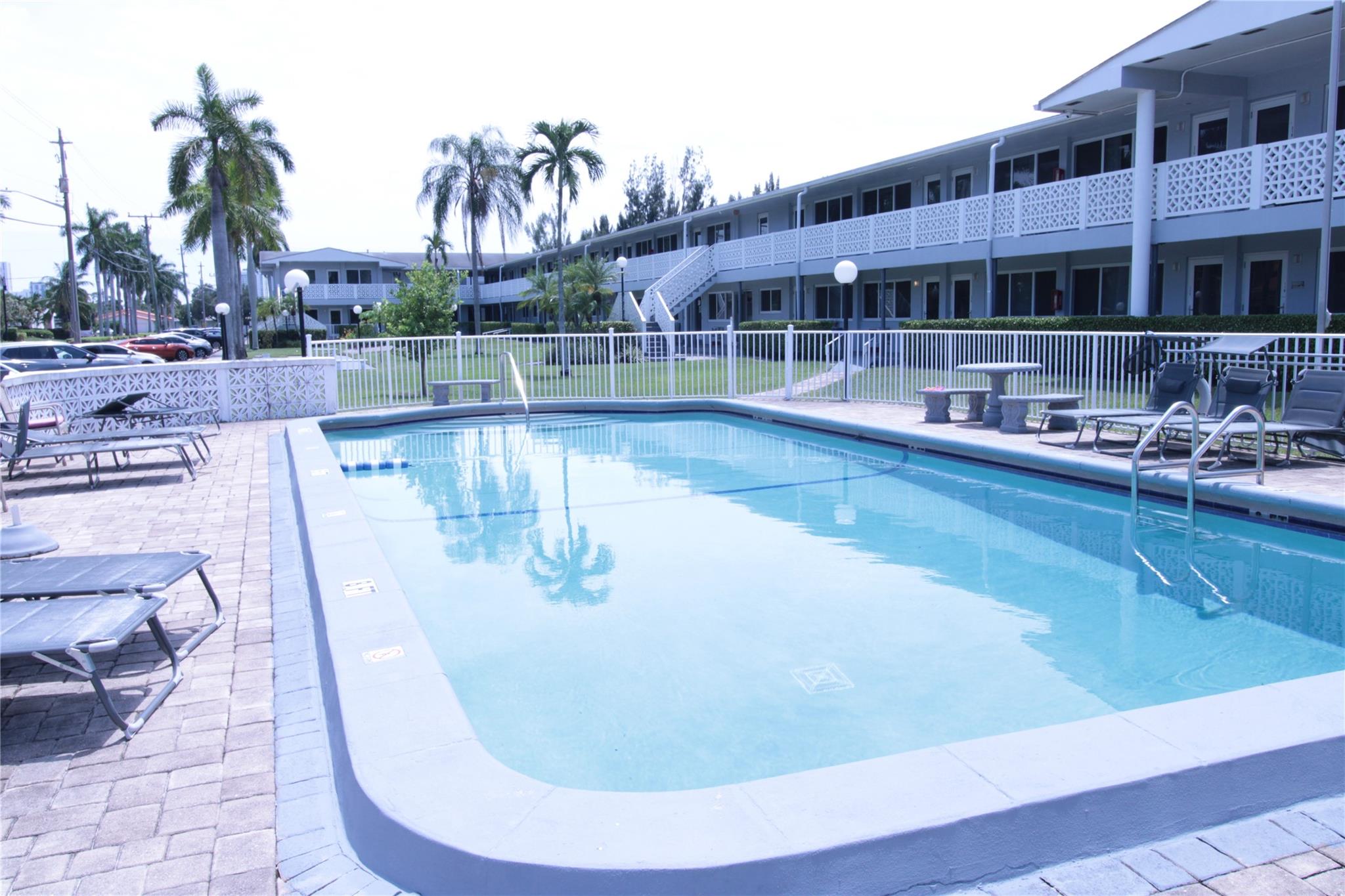 Pasadena Garden Apts Co-O - Residential Lease