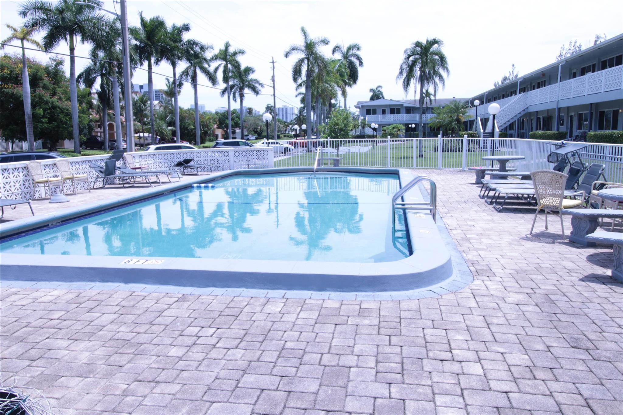 Pasadena Garden Apts Co-O - Residential Lease