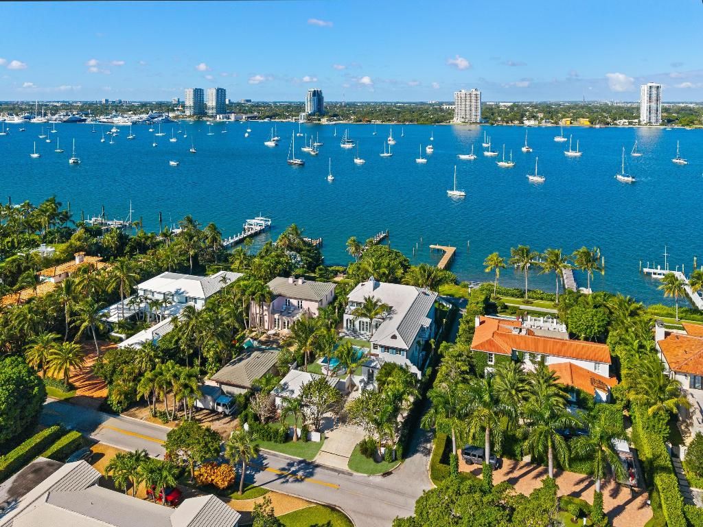 Photo of 1246 N Lake Way, Palm Beach, FL 33480 (MLS # R11037070)