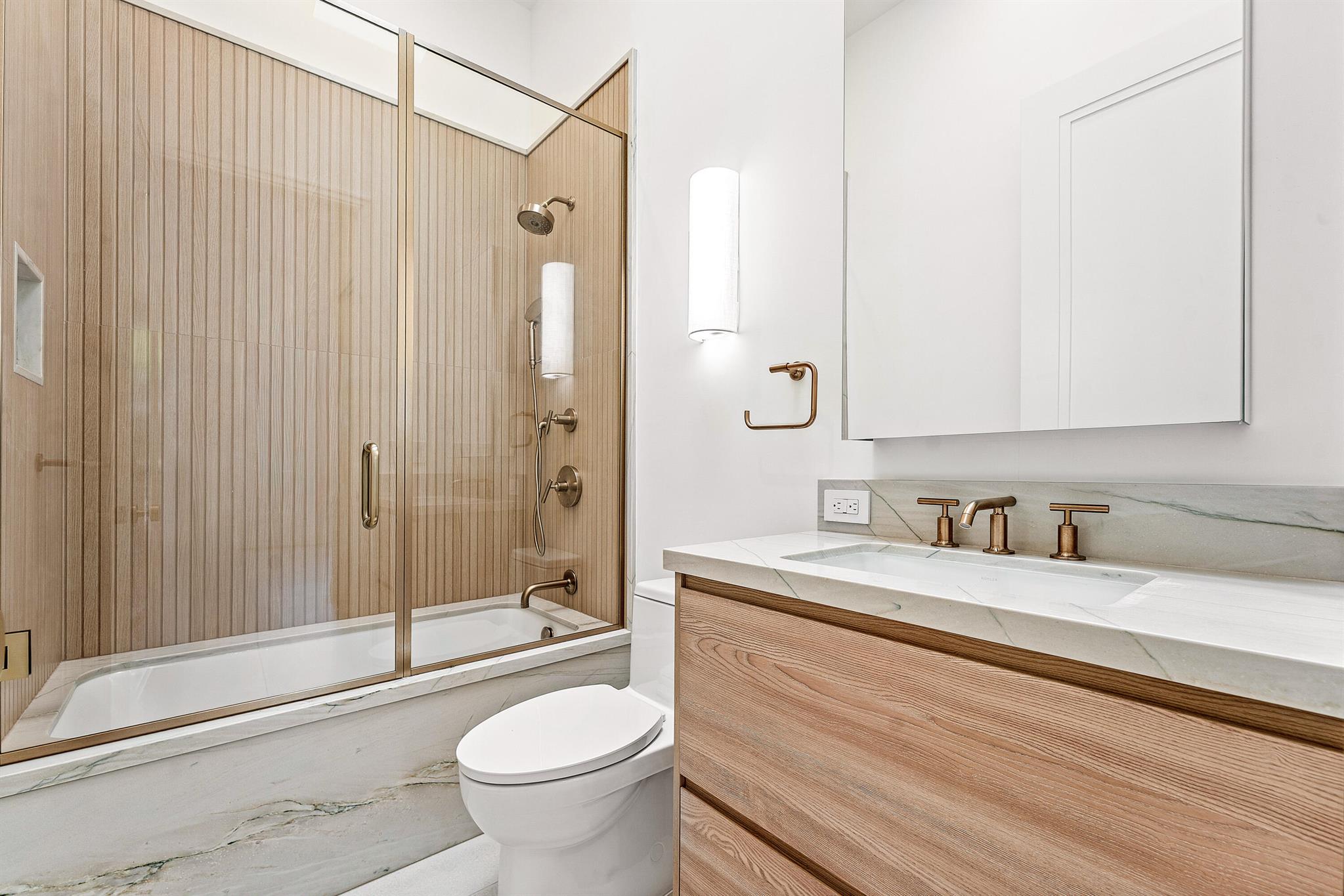 CAMBRIDGE PARK - Residential Lease