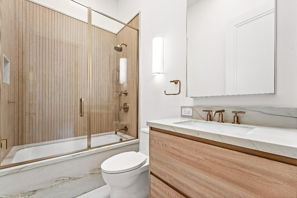 CAMBRIDGE PARK - Residential Lease