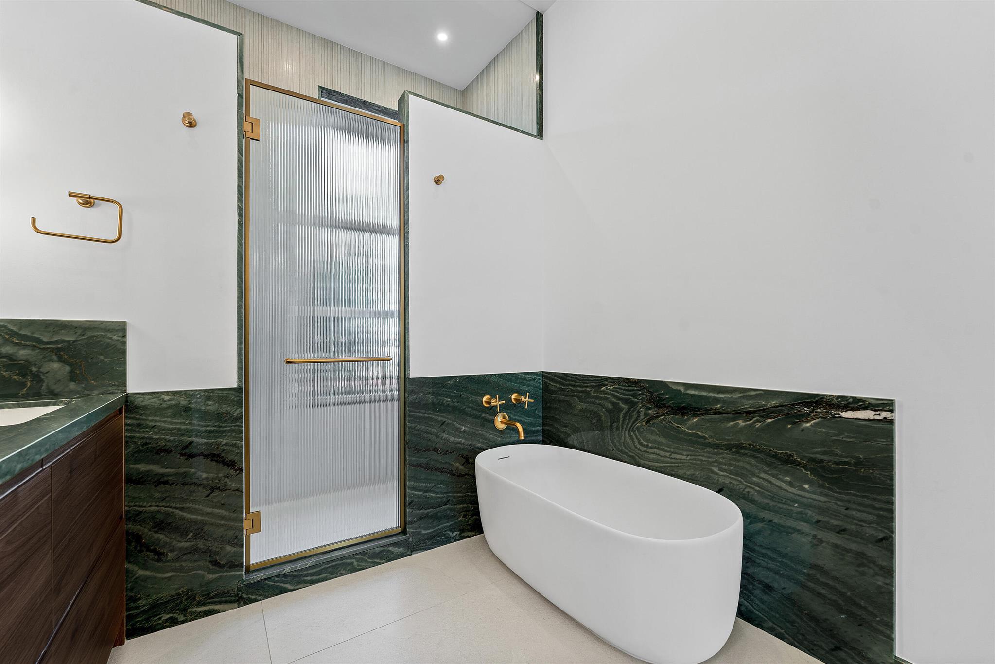 CAMBRIDGE PARK - Residential Lease