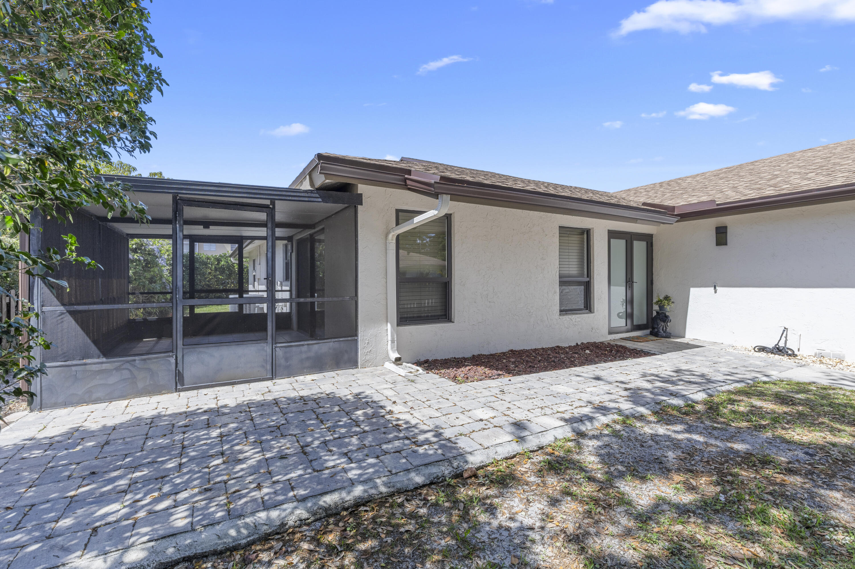 POLYNESIAN VILLAS - Residential