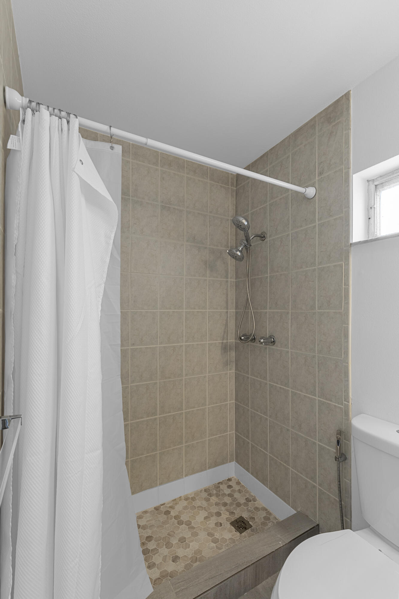 POLYNESIAN VILLAS - Residential