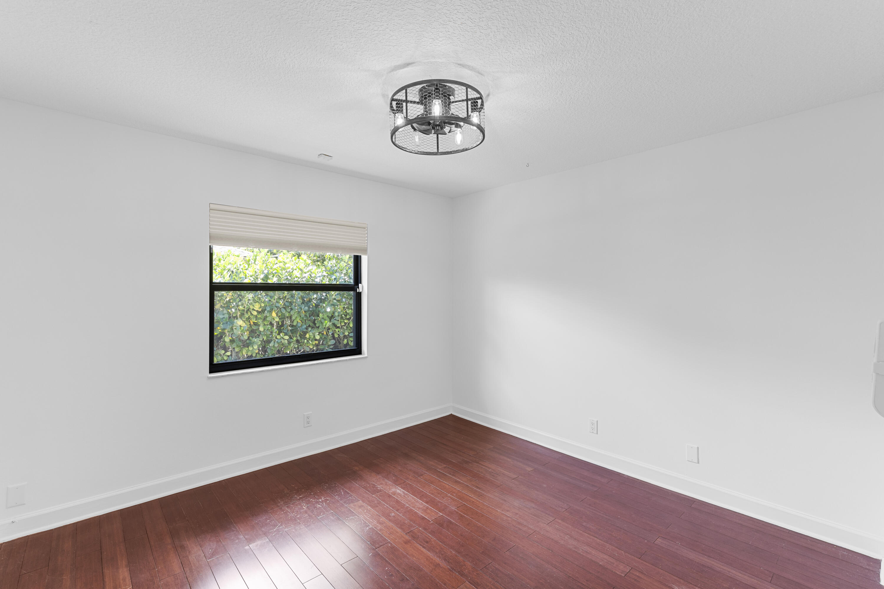 POLYNESIAN VILLAS - Residential