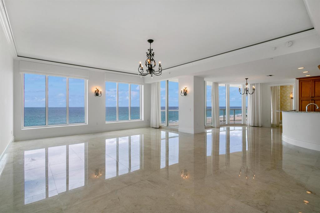 Ritz Carlton Residences - Residential