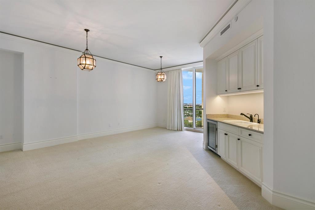 Ritz Carlton Residences - Residential