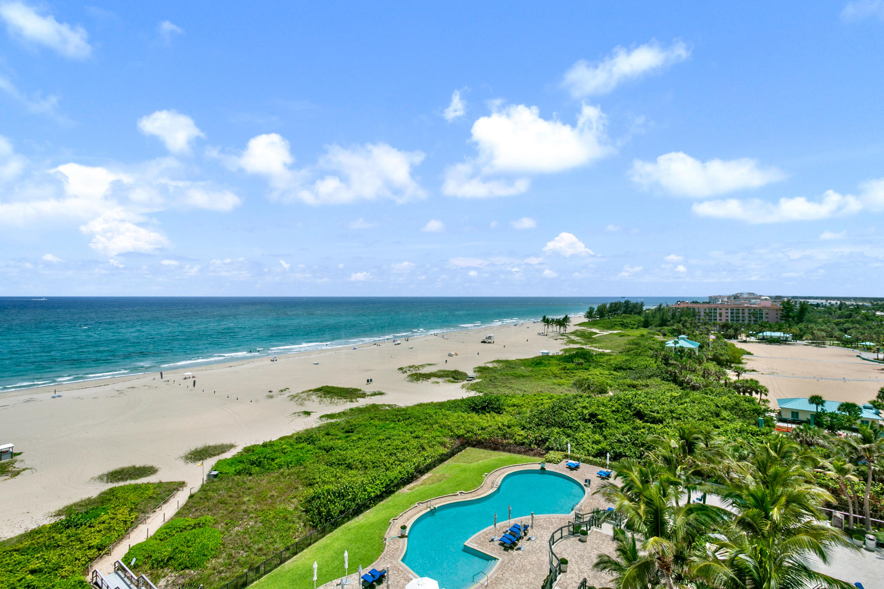 Ritz Carlton Residences - Residential