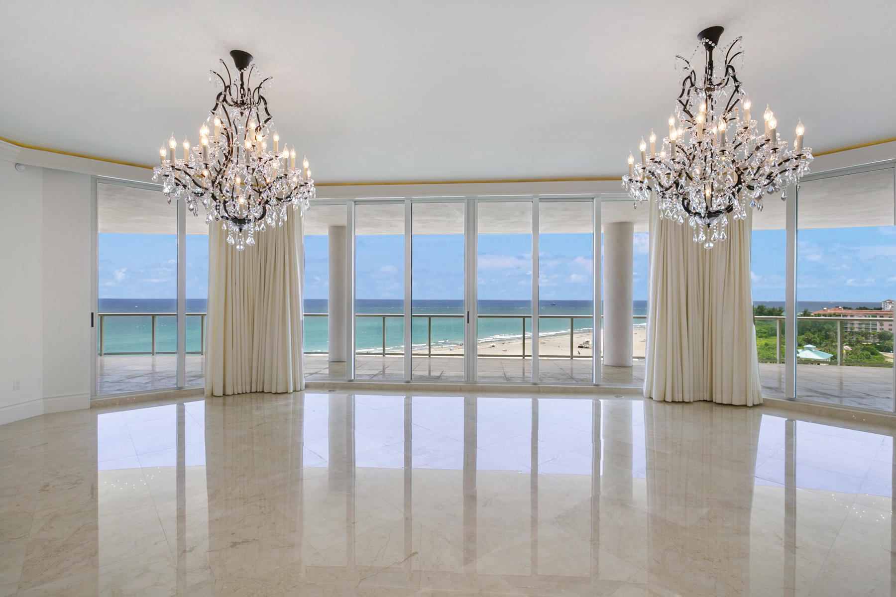 Ritz Carlton Residences - Residential